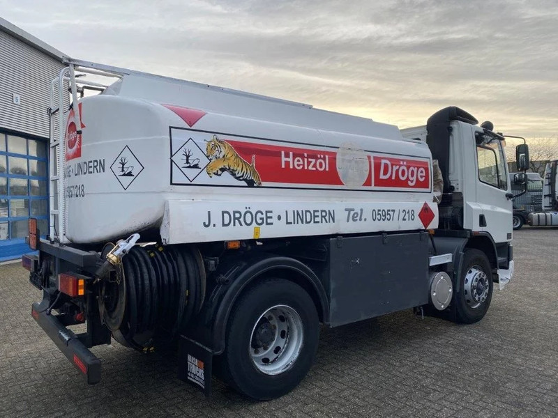 DAF 65CF-240 / FULL STEEL / POMP / 3 COMPARTIMENTS / 8350 LITER / ONLY:25969 KM / EURO-2 / MANUAL / GOOD CONDITION - Tankbil: bilde 5 DAF 65CF-240 / FULL STEEL / POMP / 3 COMPARTIMENTS / 8350 LITER / ONLY:25969 KM / EURO-2 / MANUAL / GOOD CONDITION - Tankbil: bilde 5