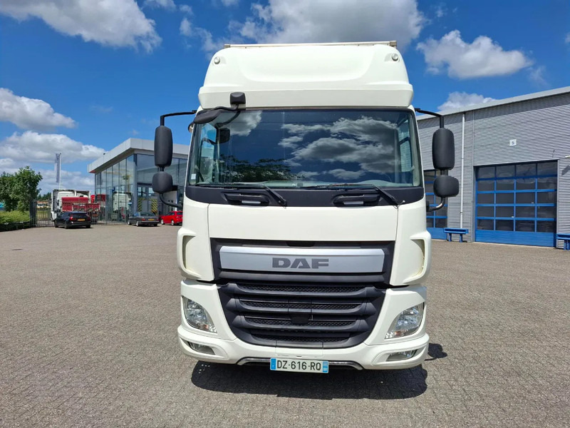 Skapbil DAF CF 330 / VOLUME COMBI / THROUGH-LOADING SYSTEM / TUV:08-01-2026 / DEB / AIRCO / MANUAL / EURO-6 / 2016: bilde 7