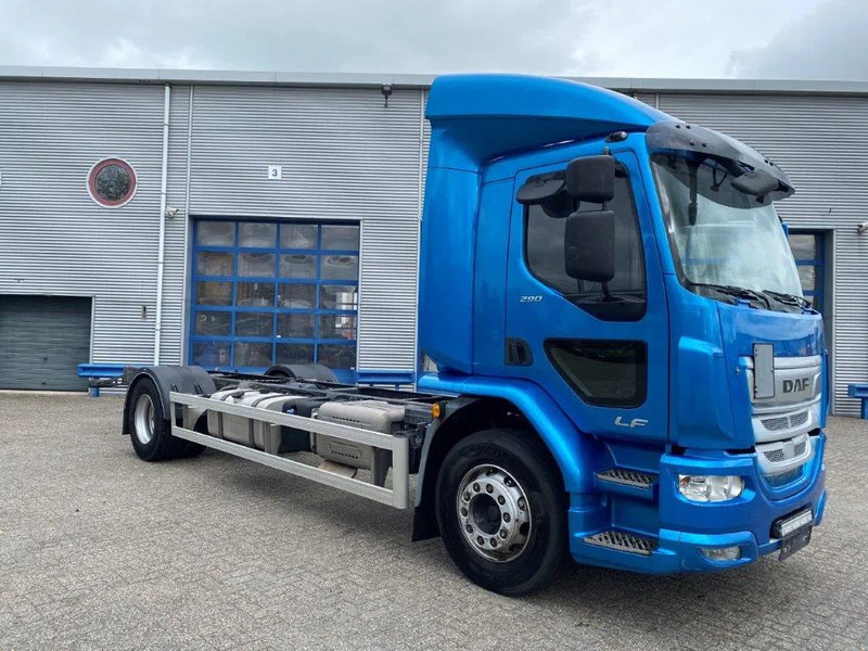 DAF LF290 / ONLY:429873KM / LWDS / GOOD TYRES / AUTOMATIC / EURO-6 / 2018 - Chassis lastebil: bilde 2 DAF LF290 / ONLY:429873KM / LWDS / GOOD TYRES / AUTOMATIC / EURO-6 / 2018 - Chassis lastebil: bilde 2