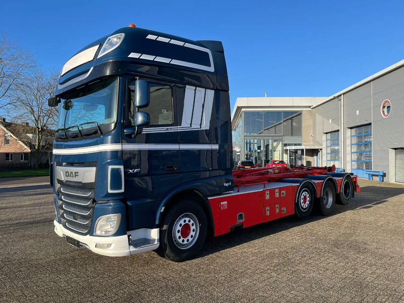 DAF XF106-530 8X2 / AJK HOOKLIFT 25000KG / 9 TON FRONT AXLE / NAVI / ONLY:612482 KM / SSC / AUTOMATIC / EURO-6 / 2019 - Krokbil: bilde 1 DAF XF106-530 8X2 / AJK HOOKLIFT 25000KG / 9 TON FRONT AXLE / NAVI / ONLY:612482 KM / SSC / AUTOMATIC / EURO-6 / 2019 - Krokbil: bilde 1