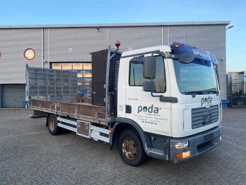 MAN TGL10-180 / HYDRAULISCH PLATFORM / ONLY: 428970 KM / MANUAL / EURO-4 / 2007 - Transporter lastebil: bilde 2 MAN TGL10-180 / HYDRAULISCH PLATFORM / ONLY: 428970 KM / MANUAL / EURO-4 / 2007 - Transporter lastebil: bilde 2
