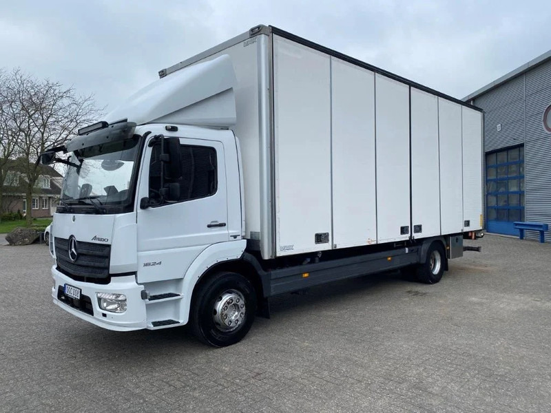 Mercedes-Benz ATEGO 1624 / AUTOMATIC / CLOSED BOX / SIDE DOORS / AIRCO / LWDS / FCW / EURO-6 / 2016 - Skapbil: bilde 1 Mercedes-Benz ATEGO 1624 / AUTOMATIC / CLOSED BOX / SIDE DOORS / AIRCO / LWDS / FCW / EURO-6 / 2016 - Skapbil: bilde 1