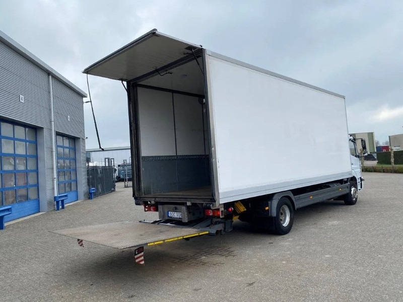 Mercedes-Benz ATEGO 1624 / AUTOMATIC / CLOSED BOX / SIDE DOORS / AIRCO / LWDS / FCW / EURO-6 / 2016 - Skapbil: bilde 4 Mercedes-Benz ATEGO 1624 / AUTOMATIC / CLOSED BOX / SIDE DOORS / AIRCO / LWDS / FCW / EURO-6 / 2016 - Skapbil: bilde 4