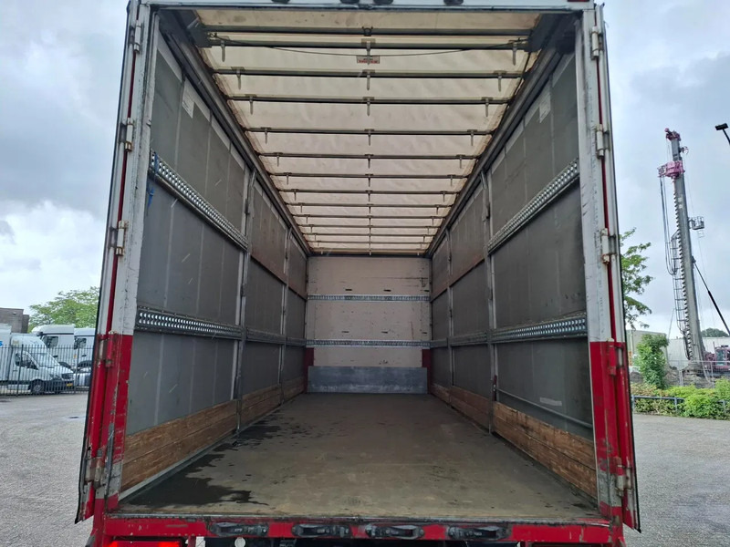 Renault T470 / CLEAN NL TRUCK / TUV:04-11-2025 / SLIDING ROOF / CURTAIN SAILS / SMART TACHO / ACC / LWDS / PLATFORM 2000KG / FRIDGE / AU - Skapbil: bilde 5 Renault T470 / CLEAN NL TRUCK / TUV:04-11-2025 / SLIDING ROOF / CURTAIN SAILS / SMART TACHO / ACC / LWDS / PLATFORM 2000KG / FRIDGE / AU - Skapbil: bilde 5