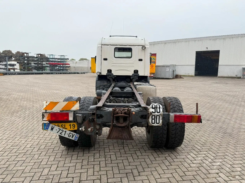 Scania 124-420 / ENGINE RUNNING / RETARDER / BIG AXLE / FULL-STEEL / ONLY: 540918 KM / OLD TACHO / AIRCO / MANUAL / EURO-3 / 2002 - Chassis lastebil: bilde 4 Scania 124-420 / ENGINE RUNNING / RETARDER / BIG AXLE / FULL-STEEL / ONLY: 540918 KM / OLD TACHO / AIRCO / MANUAL / EURO-3 / 2002 - Chassis lastebil: bilde 4