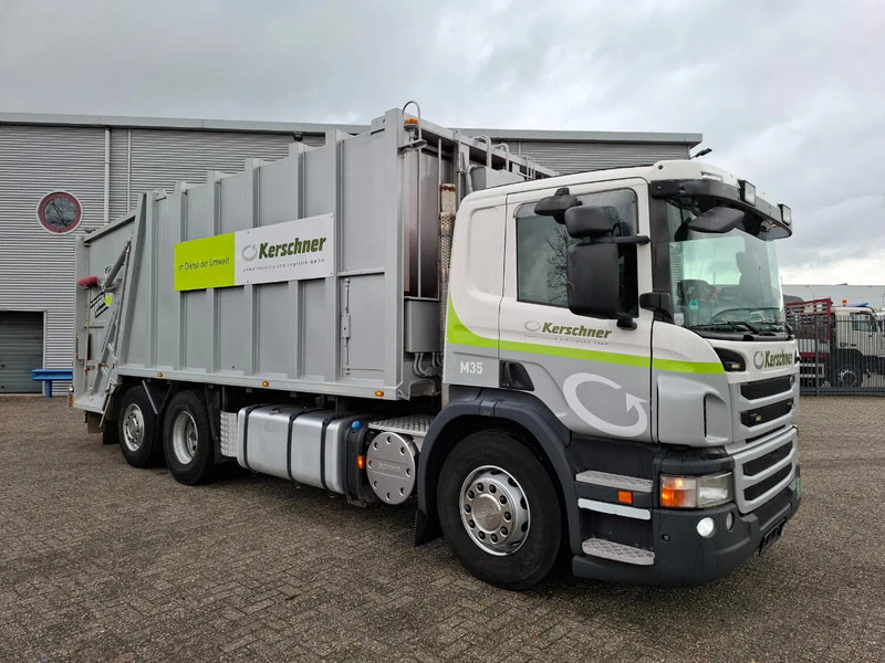 Scania P360 / RETARDER / ONLY:234640 KM / LENKACHSE / AIRCO / WORKING GARBAGE TRUCK / AUTOMATIC / EURO-5 / 2013 - Søppelbil: bilde 2 Scania P360 / RETARDER / ONLY:234640 KM / LENKACHSE / AIRCO / WORKING GARBAGE TRUCK / AUTOMATIC / EURO-5 / 2013 - Søppelbil: bilde 2
