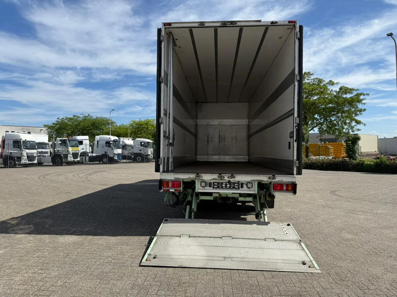 Scania R450 / RETARDER / ISOLATED GERMAN FLOWER COMBI / THROUGH-LOADING SYSTEM / SMART TACHO / 2XPLATFORM / LIFT+LENKACHSE / LWDS / EUR - Lastebil med kjøl: bilde 5 Scania R450 / RETARDER / ISOLATED GERMAN FLOWER COMBI / THROUGH-LOADING SYSTEM / SMART TACHO / 2XPLATFORM / LIFT+LENKACHSE / LWDS / EUR - Lastebil med kjøl: bilde 5