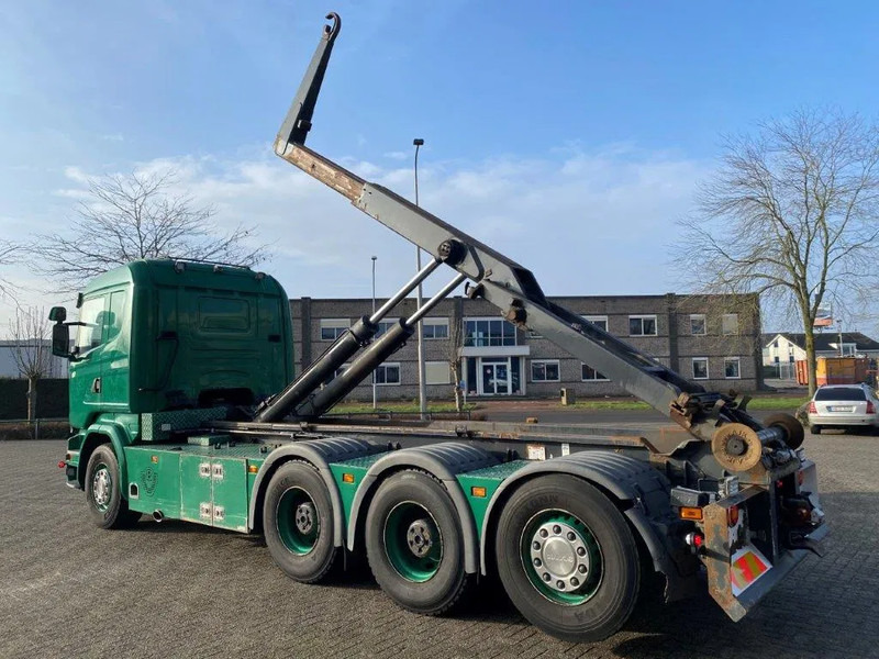 Scania R520 V8 / 8X4 / BIG AXLE / AJK HOOKLIFT 30TON / LIFT+LENKACHSE / NAVI / LEATHER / FULL-AIR / AUTOMATIC / EURO-6 / 2015 - Krokbil: bilde 3 Scania R520 V8 / 8X4 / BIG AXLE / AJK HOOKLIFT 30TON / LIFT+LENKACHSE / NAVI / LEATHER / FULL-AIR / AUTOMATIC / EURO-6 / 2015 - Krokbil: bilde 3
