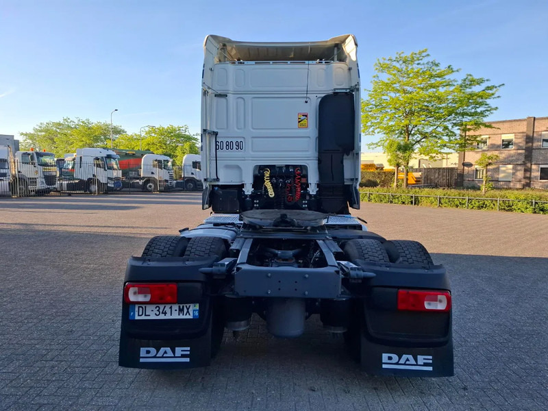 DAF XF106-460 / INTARDER / DEB / MANUAL / AIRCO / CLEAN TRUCK / EURO-6 / 2014 - Trekkvogn: bilde 4 DAF XF106-460 / INTARDER / DEB / MANUAL / AIRCO / CLEAN TRUCK / EURO-6 / 2014 - Trekkvogn: bilde 4