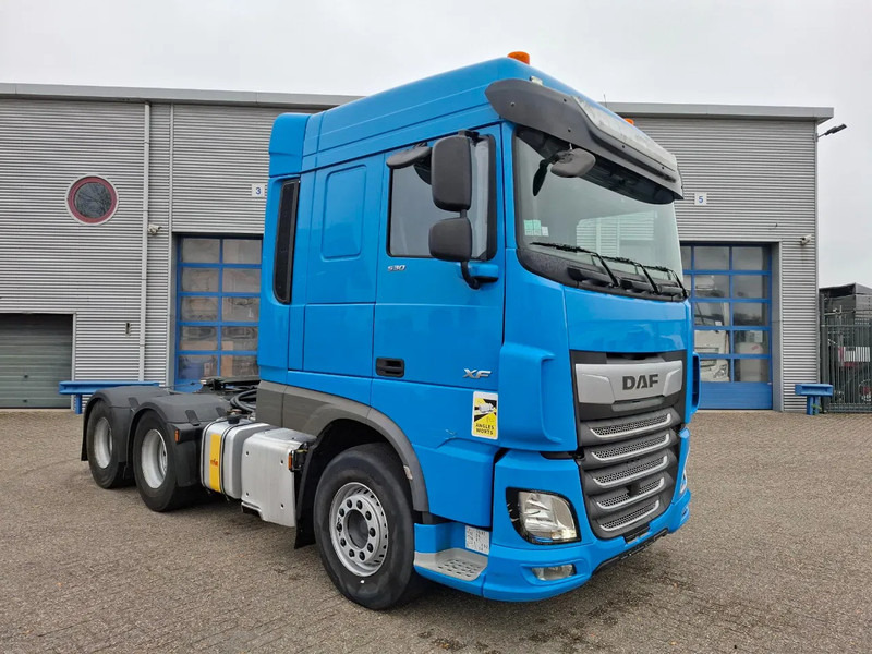 DAF XF106-530 / 6X4 / INTARDER / HYDRAULICS / ONLY:418213 KM / TUV:16-06-2026 / 44TON / LWDS / MANUAL / EURO-6 / 2018 - Trekkvogn: bilde 2 DAF XF106-530 / 6X4 / INTARDER / HYDRAULICS / ONLY:418213 KM / TUV:16-06-2026 / 44TON / LWDS / MANUAL / EURO-6 / 2018 - Trekkvogn: bilde 2