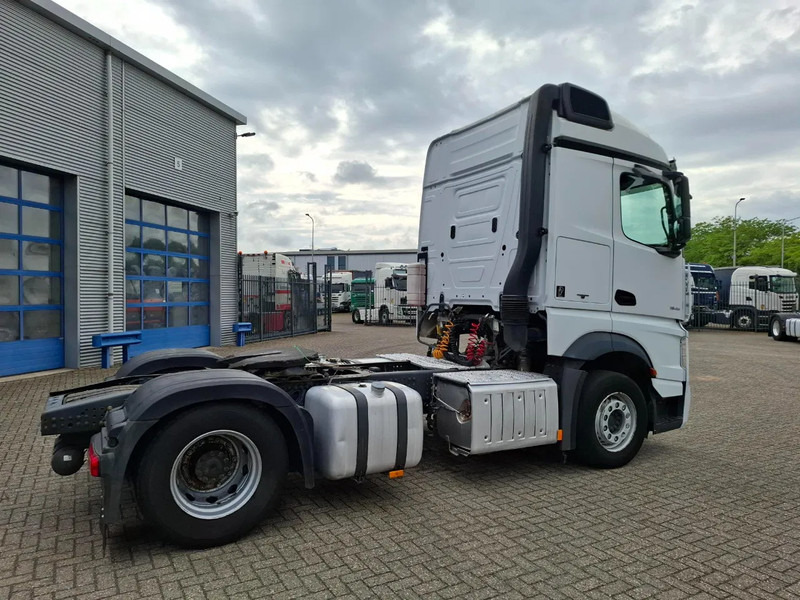 Mercedes-Benz Actros 1945 / DOUBLE TANK / ONLY:508736 KM / 2XBED / FRIDGE / AUTOMATIC / EURO-6 / 2015 - Trekkvogn: bilde 5 Mercedes-Benz Actros 1945 / DOUBLE TANK / ONLY:508736 KM / 2XBED / FRIDGE / AUTOMATIC / EURO-6 / 2015 - Trekkvogn: bilde 5