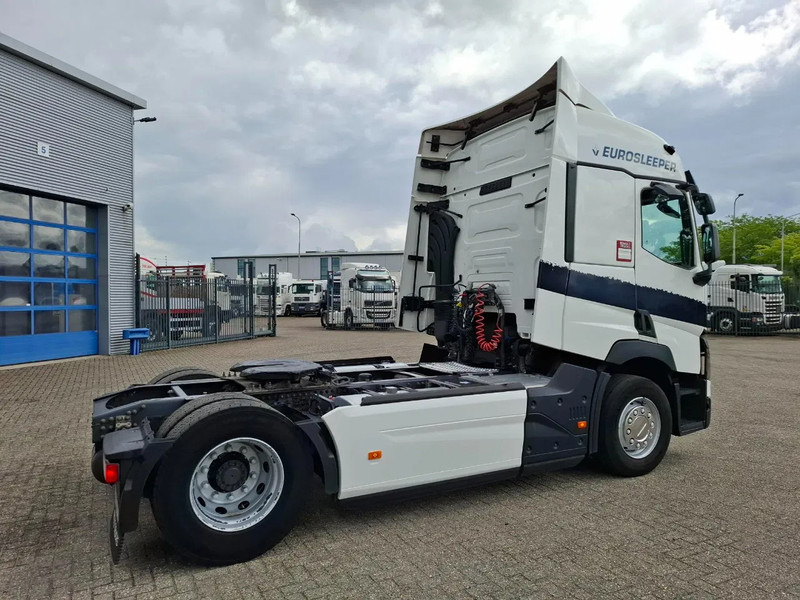 Renault T460 Comfort / CLEAN NL TRUCK / TUV:12-02-2026 / DOUBLE TANK / ACC / LWDS / FRIDGE / 2XBED / AUTOMATIC / EURO-6 / 2019 - Trekkvogn: bilde 5 Renault T460 Comfort / CLEAN NL TRUCK / TUV:12-02-2026 / DOUBLE TANK / ACC / LWDS / FRIDGE / 2XBED / AUTOMATIC / EURO-6 / 2019 - Trekkvogn: bilde 5