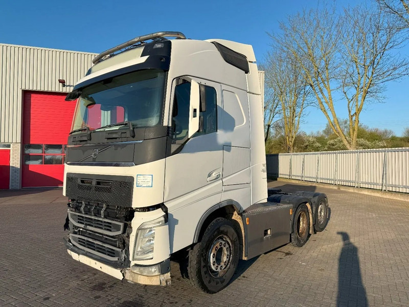 Volvo FH4-500 / ENGINE RUNNING / HYDRAULICS / VEB+ / LWDS / LIFT AXLE / AUTOMATIC / EURO-6 / 2014 - Trekkvogn: bilde 1 Volvo FH4-500 / ENGINE RUNNING / HYDRAULICS / VEB+ / LWDS / LIFT AXLE / AUTOMATIC / EURO-6 / 2014 - Trekkvogn: bilde 1