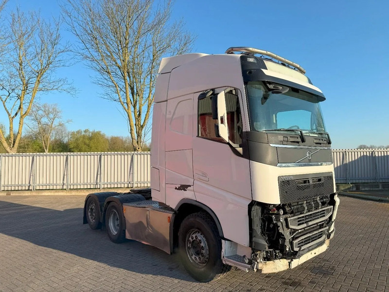 Volvo FH4-500 / ENGINE RUNNING / HYDRAULICS / VEB+ / LWDS / LIFT AXLE / AUTOMATIC / EURO-6 / 2014 - Trekkvogn: bilde 2 Volvo FH4-500 / ENGINE RUNNING / HYDRAULICS / VEB+ / LWDS / LIFT AXLE / AUTOMATIC / EURO-6 / 2014 - Trekkvogn: bilde 2