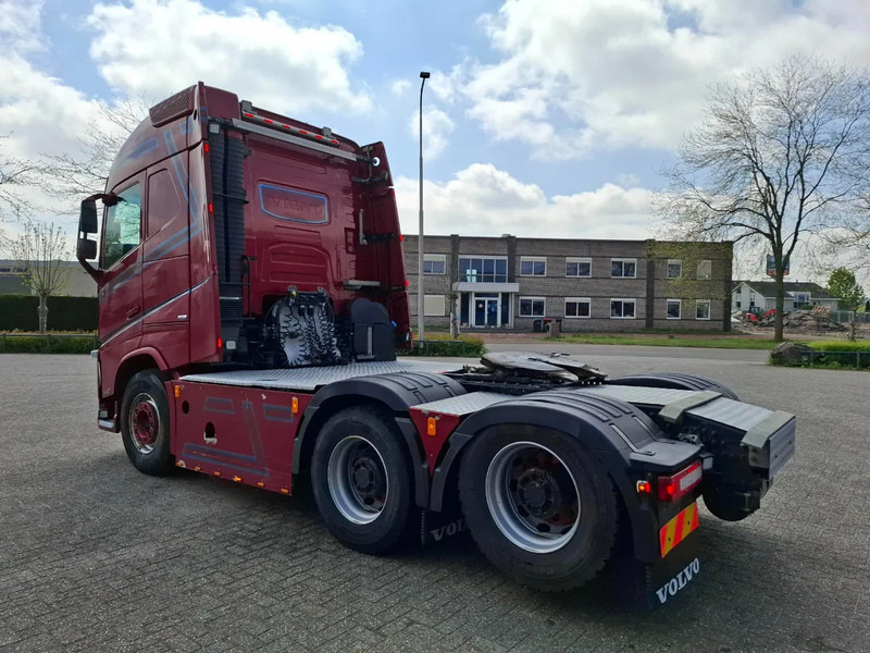 Volvo FH4-540 / 6X4 / BIG AXLE / HYDRAULICS / VEB+ / DYNAMIC STEERING / NAVI / ACC / LWDS / FULL-AIR / LEATHER / AUTOMATIC / EURO-6 / - Trekkvogn: bilde 3 Volvo FH4-540 / 6X4 / BIG AXLE / HYDRAULICS / VEB+ / DYNAMIC STEERING / NAVI / ACC / LWDS / FULL-AIR / LEATHER / AUTOMATIC / EURO-6 / - Trekkvogn: bilde 3