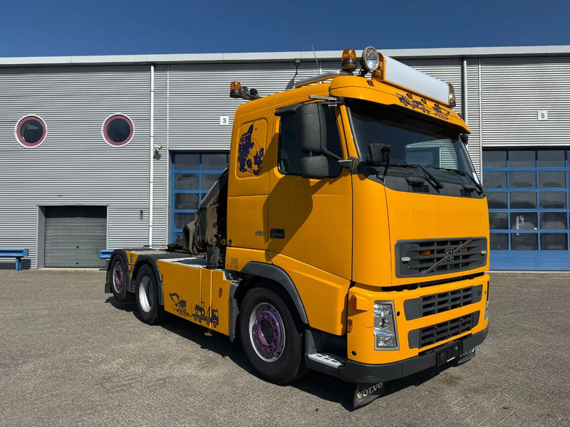 Volvo FH12-420 / CRANE AMCO VEBA V8204S / REMOTE / XENON / AIRCO / ANALOGE TACHO / MANUAL / EURO-3 / 2003 - Kranbil: bilde 4 Volvo FH12-420 / CRANE AMCO VEBA V8204S / REMOTE / XENON / AIRCO / ANALOGE TACHO / MANUAL / EURO-3 / 2003 - Kranbil: bilde 4