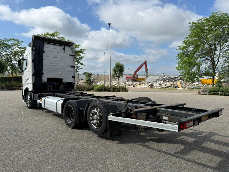 Volvo FH4-420 / NL TRUCK / DOUBLE TANK / PARKCOOL / BDF / VEB? / LWDS / FRIDGE / FULL-AIR / LIFT AXLE / AUTOMATIC / EURO-6 / 2016 - Container-transport/ Vekselflak lastebil: bilde 3 Volvo FH4-420 / NL TRUCK / DOUBLE TANK / PARKCOOL / BDF / VEB? / LWDS / FRIDGE / FULL-AIR / LIFT AXLE / AUTOMATIC / EURO-6 / 2016 - Container-transport/ Vekselflak lastebil: bilde 3