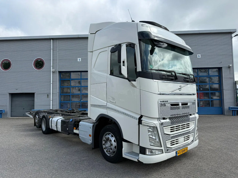Volvo FH4-420 / NL TRUCK / DOUBLE TANK / PARKCOOL / BDF / VEB? / LWDS / FRIDGE / FULL-AIR / LIFT AXLE / AUTOMATIC / EURO-6 / 2016 - Container-transport/ Vekselflak lastebil: bilde 2 Volvo FH4-420 / NL TRUCK / DOUBLE TANK / PARKCOOL / BDF / VEB? / LWDS / FRIDGE / FULL-AIR / LIFT AXLE / AUTOMATIC / EURO-6 / 2016 - Container-transport/ Vekselflak lastebil: bilde 2