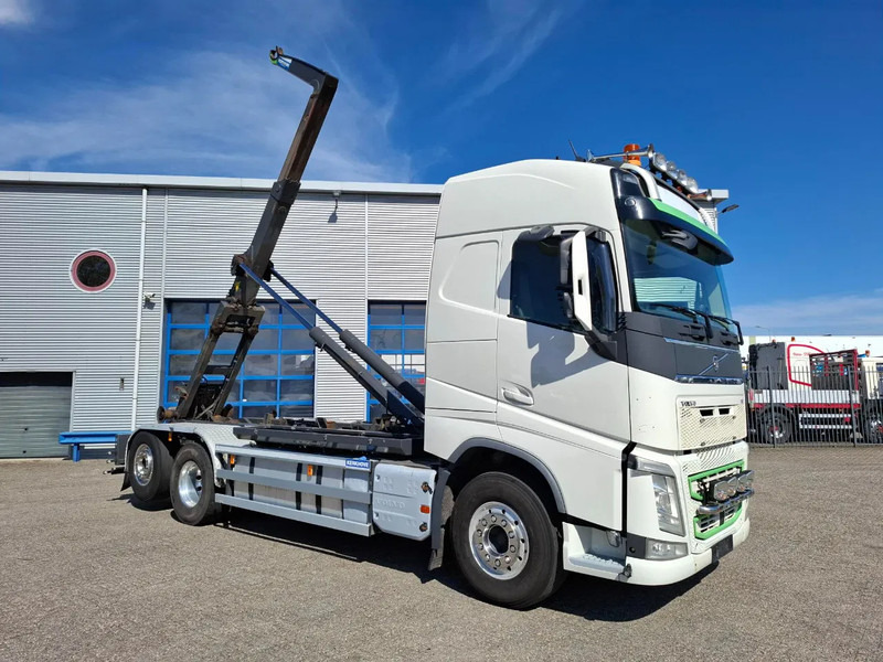 Volvo FH4-500 / VEB+ / HOOK 22 TON / LIFT+LENKACHSE / TUV:02-02-2026 / FULL-AIR / LWDS / NAVI / ALCOA / AUTOMATIC / EURO-6 / 2017 - Krokbil: bilde 3 Volvo FH4-500 / VEB+ / HOOK 22 TON / LIFT+LENKACHSE / TUV:02-02-2026 / FULL-AIR / LWDS / NAVI / ALCOA / AUTOMATIC / EURO-6 / 2017 - Krokbil: bilde 3