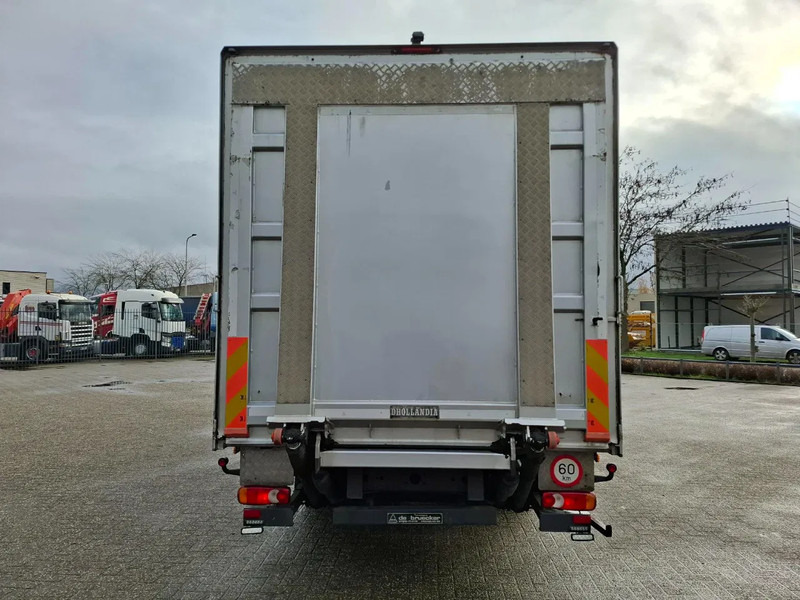 Volvo FL 240 / ONLY:340697 KM / BIG PLATFORM 2TON / TUV:29-01-2026 / LWDS / NAVI / SIDE DOOR / AUTOMATIC / EURO-6 / 2018 - Skapbil: bilde 5 Volvo FL 240 / ONLY:340697 KM / BIG PLATFORM 2TON / TUV:29-01-2026 / LWDS / NAVI / SIDE DOOR / AUTOMATIC / EURO-6 / 2018 - Skapbil: bilde 5