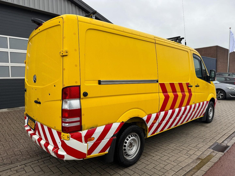 Mercedes-Benz 319 L2/H1 BF3 Begleit-/Convooi-/Begleiding-/Camper - Kassebil: bilde 3 Mercedes-Benz 319 L2/H1 BF3 Begleit-/Convooi-/Begleiding-/Camper - Kassebil: bilde 3