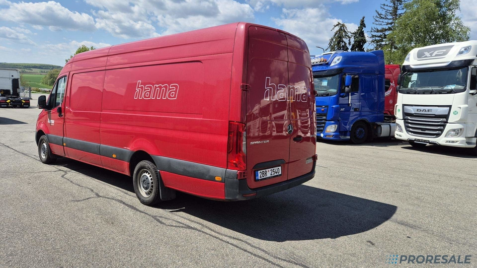 MERCEDES-BENZ SPRINTER 319 3,0 CDi 140 kW - Kassebil: bilde 4 MERCEDES-BENZ SPRINTER 319 3,0 CDi 140 kW - Kassebil: bilde 4