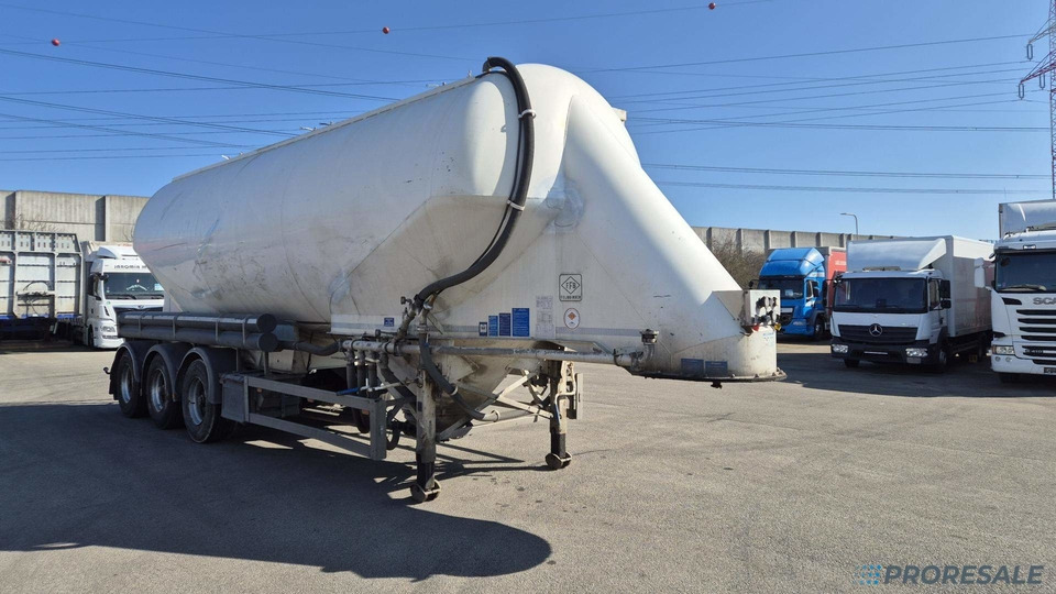 OSTATNÍ FELDBINDER EUT 40.3 SILOCISTERNA - 2 komory - 40 m3 - Bulktrailer: bilde 1 OSTATNÍ FELDBINDER EUT 40.3 SILOCISTERNA - 2 komory - 40 m3 - Bulktrailer: bilde 1