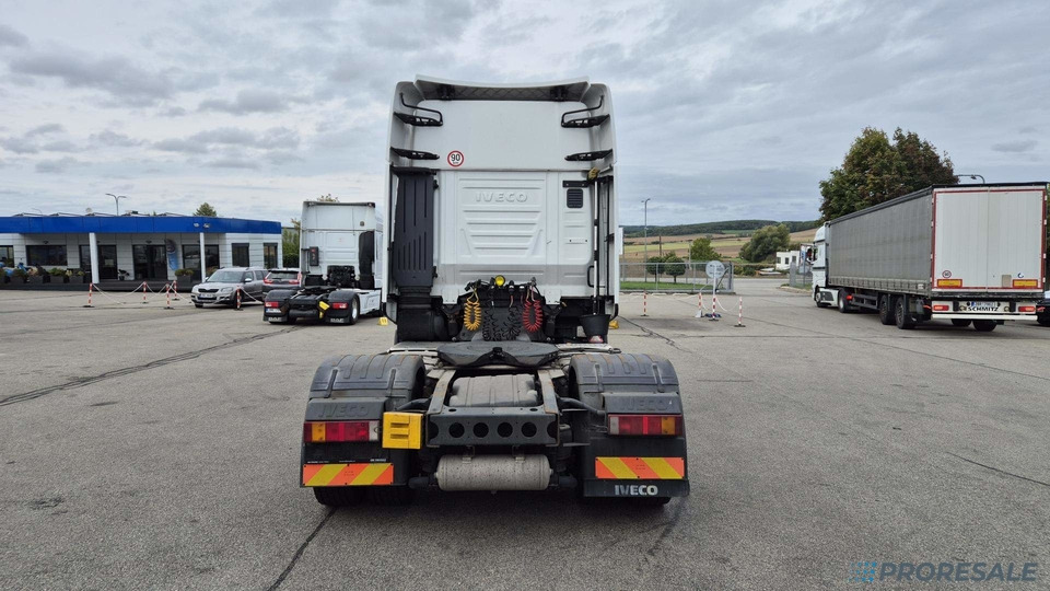 IVECO STRALIS AS440/48T LOW DECK EURO 6 - Trekkvogn: bilde 2 IVECO STRALIS AS440/48T LOW DECK EURO 6 - Trekkvogn: bilde 2