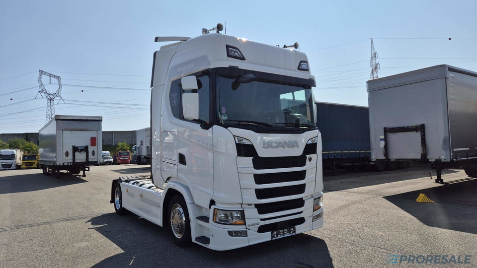 SCANIA S500 N323 NGS TOP LINE LOW DECK EURO 6 - Trekkvogn: bilde 1 SCANIA S500 N323 NGS TOP LINE LOW DECK EURO 6 - Trekkvogn: bilde 1