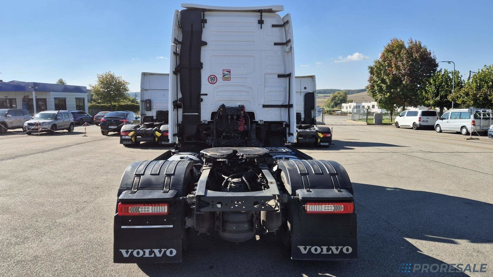 VOLVO FH 460 GLOBE XL EURO 6 TURBOCOMPOUND - Trekkvogn: bilde 3 VOLVO FH 460 GLOBE XL EURO 6 TURBOCOMPOUND - Trekkvogn: bilde 3