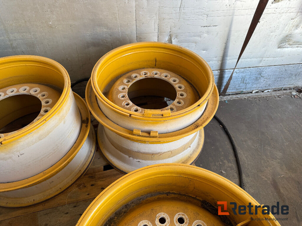 4st Fälgar Hjullastare - Anleggsmaskiner: bilde 3 4st Fälgar Hjullastare - Anleggsmaskiner: bilde 3