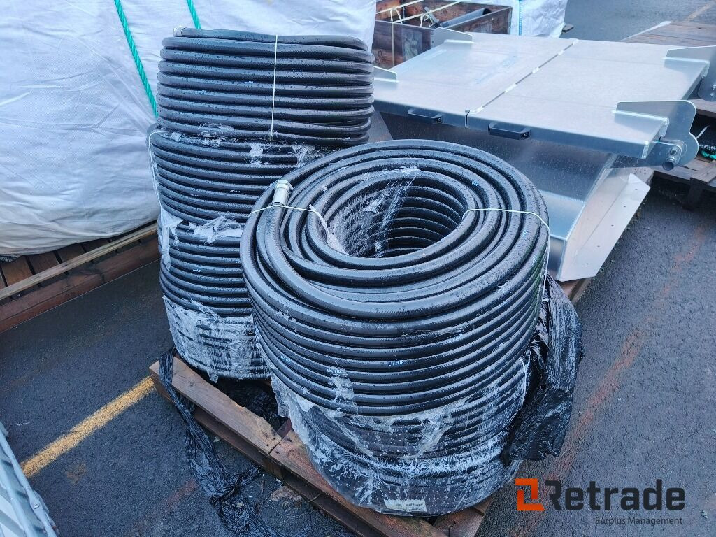 630m Ny luft/vann slange, 25x31 Reinforced PVC Hose - Annet utstyr: bilde 3 630m Ny luft/vann slange, 25x31 Reinforced PVC Hose - Annet utstyr: bilde 3