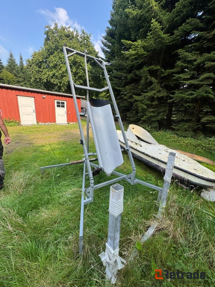 Forskelligt udstyr Stativ til hjortevildt - Annet utstyr: bilde 1 Forskelligt udstyr Stativ til hjortevildt - Annet utstyr: bilde 1