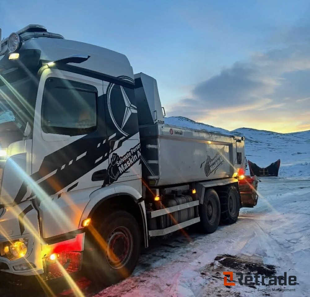 Lastebil MERCEDES-BENZ Arocs - Annet utstyr: bilde 2 Lastebil MERCEDES-BENZ Arocs - Annet utstyr: bilde 2