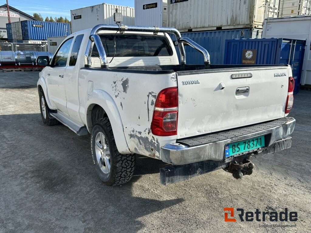 Bil Toyota Hilux - Personenbil: bilde 4 Bil Toyota Hilux - Personenbil: bilde 4