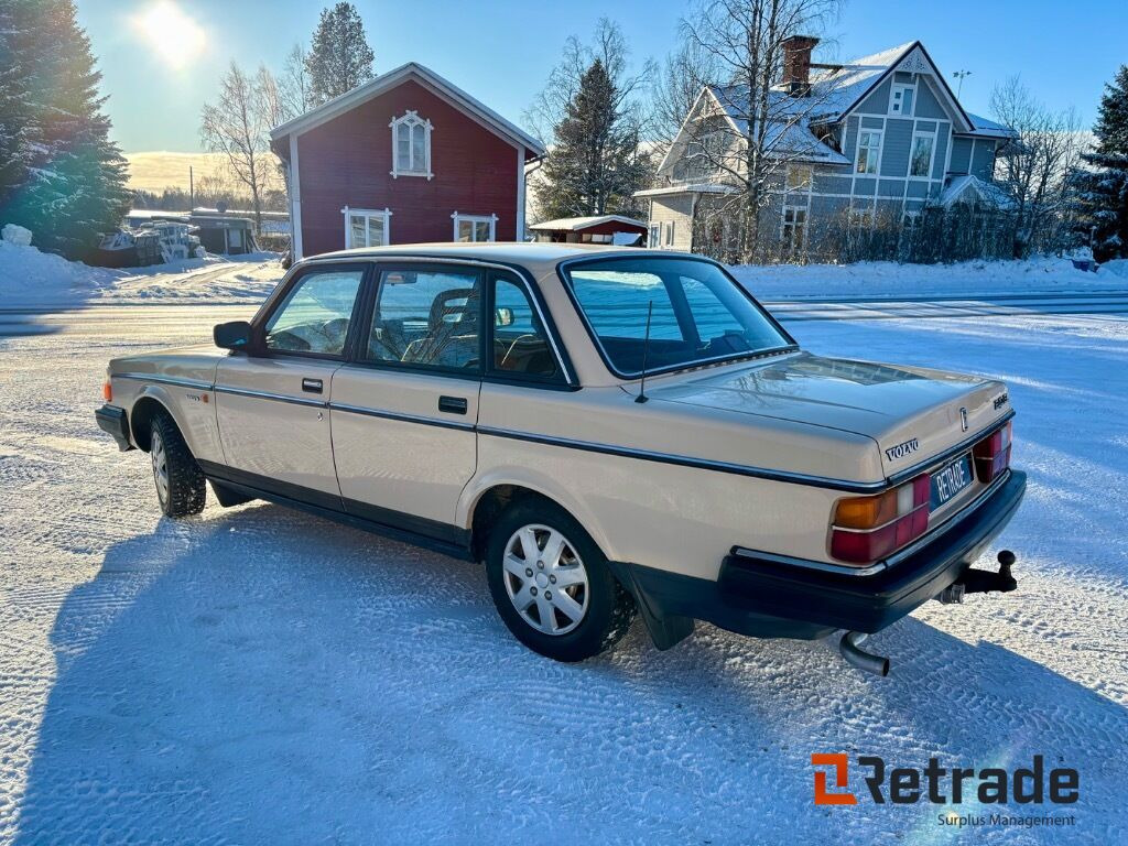 Bil Volvo 244 GL - Personenbil: bilde 5 Bil Volvo 244 GL - Personenbil: bilde 5