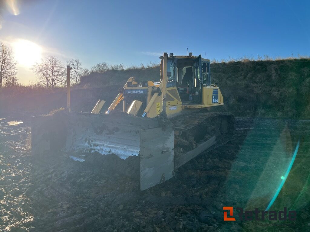 Bulldozer Komatsu D 65 PX 16 Dozer - Bygg og anlegg: bilde 1 Bulldozer Komatsu D 65 PX 16 Dozer - Bygg og anlegg: bilde 1