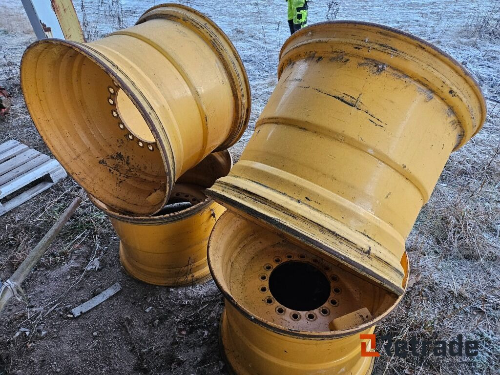 Volvo L90 23,5 fälgar extra breda - Bygg og anlegg: bilde 3 Volvo L90 23,5 fälgar extra breda - Bygg og anlegg: bilde 3