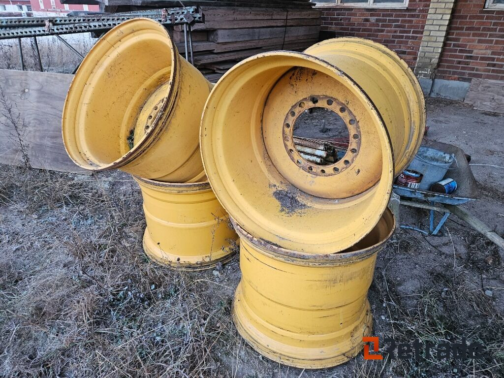 Volvo L90 23,5 fälgar extra breda - Bygg og anlegg: bilde 1 Volvo L90 23,5 fälgar extra breda - Bygg og anlegg: bilde 1