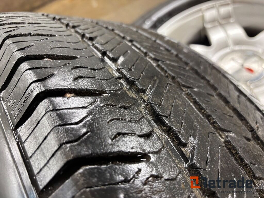 Däck Hjul till Mitsubishi Pajero Michelin pilot LTX M+S 275/60R18 4st - Anleggsmaskiner: bilde 3 Däck Hjul till Mitsubishi Pajero Michelin pilot LTX M+S 275/60R18 4st - Anleggsmaskiner: bilde 3