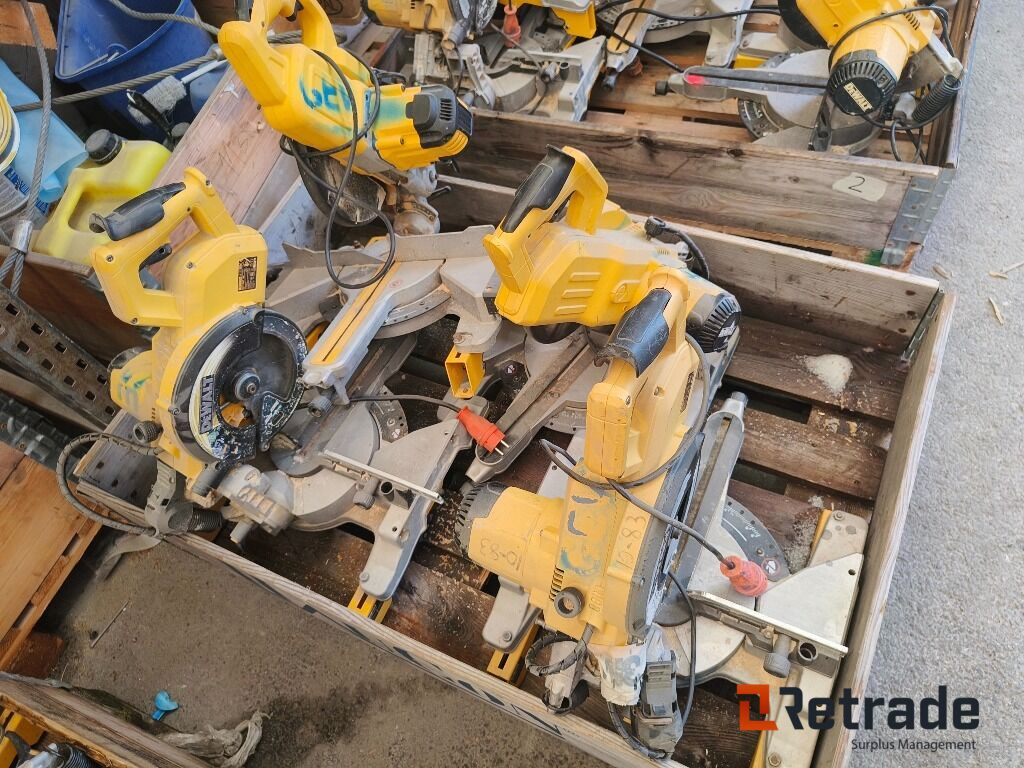 Dewalt Kappsag, 2 paller, 8stk sager. Nr 3 og 4 - Anleggsmaskiner: bilde 3 Dewalt Kappsag, 2 paller, 8stk sager. Nr 3 og 4 - Anleggsmaskiner: bilde 3