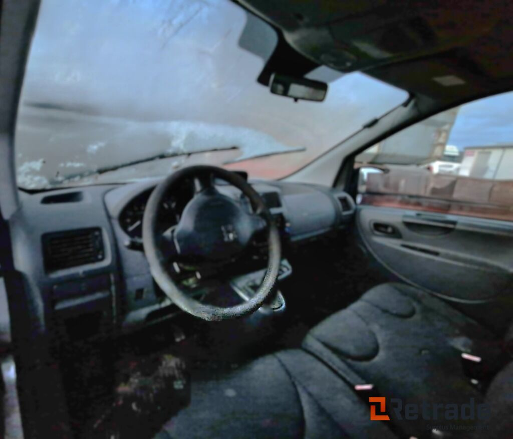 En pen Peugeot Expert 2009-modell - Personenbil: bilde 5 En pen Peugeot Expert 2009-modell - Personenbil: bilde 5