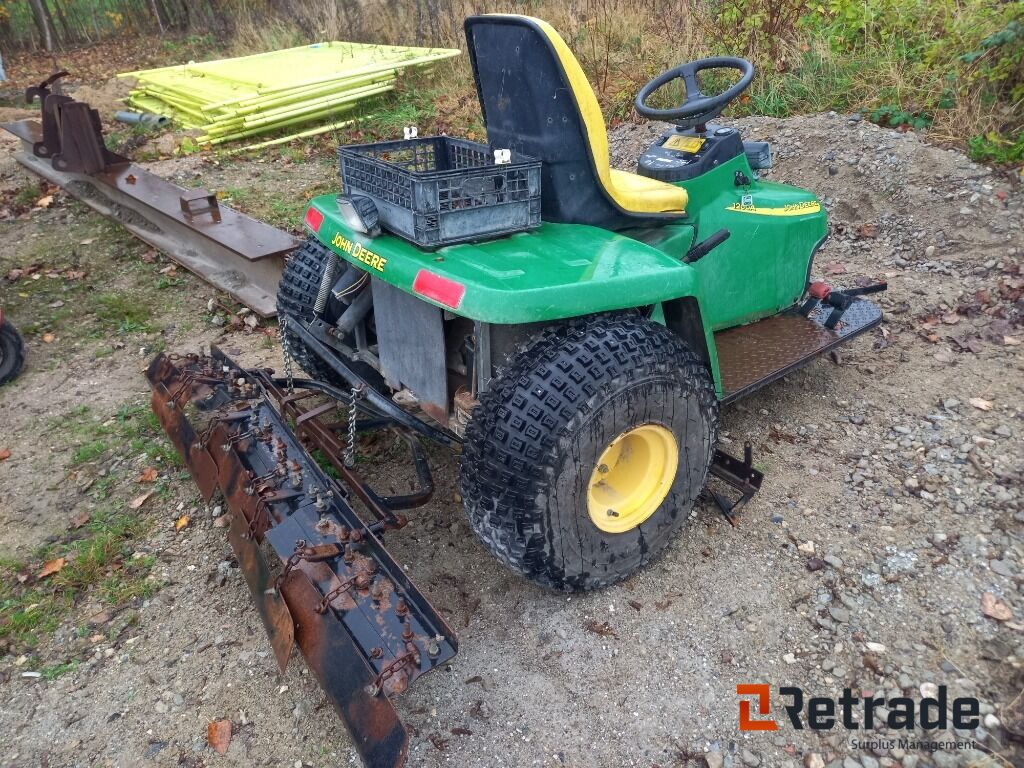 John Deere Redskabsbærer - Hageutstyr: bilde 5 John Deere Redskabsbærer - Hageutstyr: bilde 5