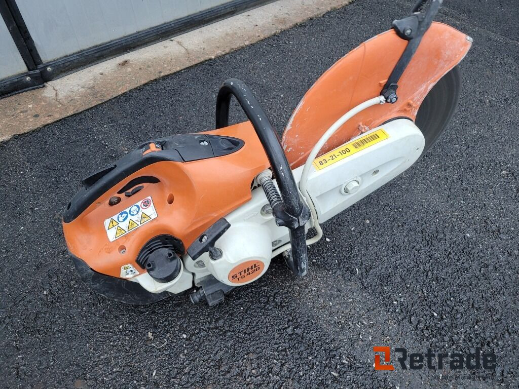 Kapmaskin motorkap Stihl TS420 - Anleggsmaskiner: bilde 1 Kapmaskin motorkap Stihl TS420 - Anleggsmaskiner: bilde 1