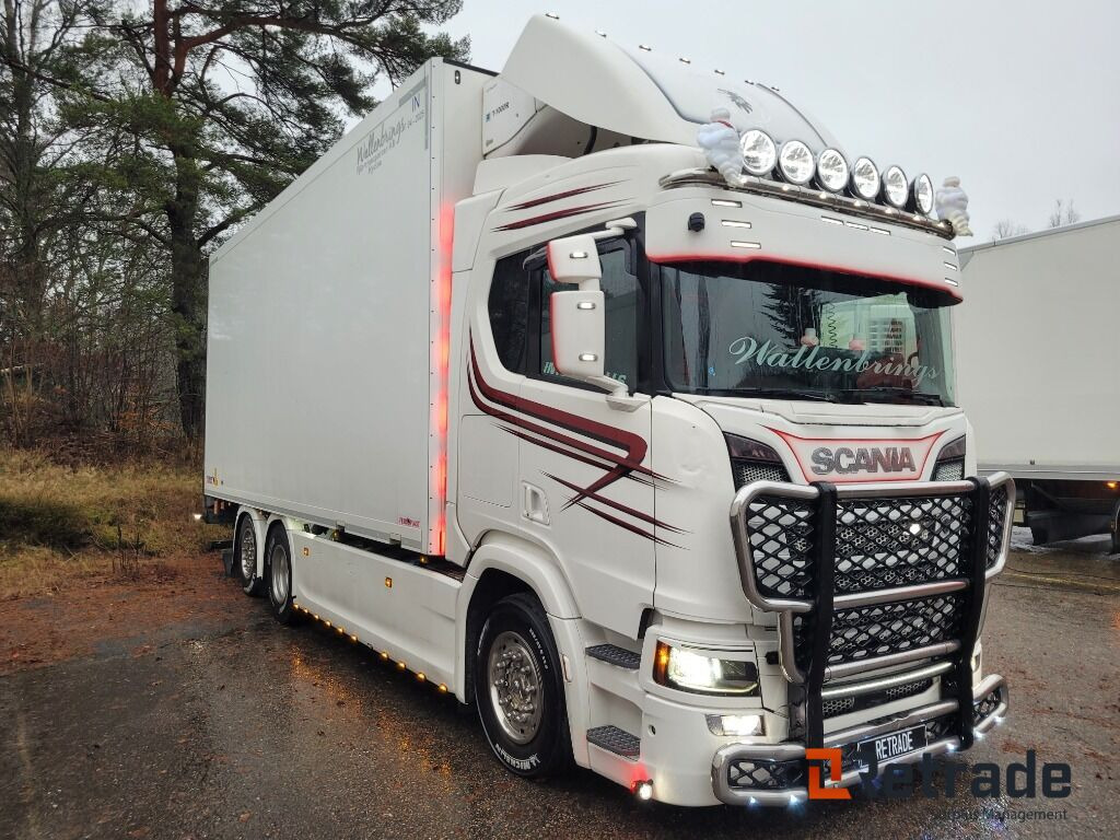 Kylbil Skåpbil med öppningsbar sida SCANIA NextGen R450 6x2*4 -2019 - Lastebil med kjøl: bilde 2 Kylbil Skåpbil med öppningsbar sida SCANIA NextGen R450 6x2*4 -2019 - Lastebil med kjøl: bilde 2