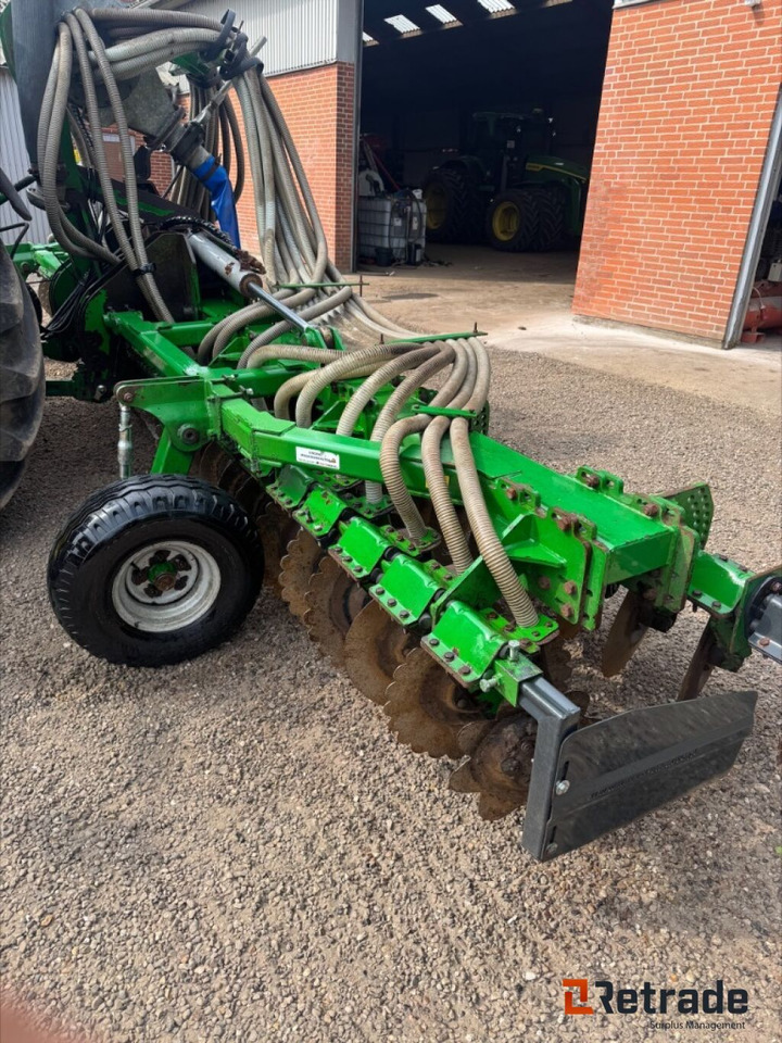 Gødningspreder Intertech Disc Nedfælder 7,5m - Landbruksteknikk: bilde 3 Gødningspreder Intertech Disc Nedfælder 7,5m - Landbruksteknikk: bilde 3