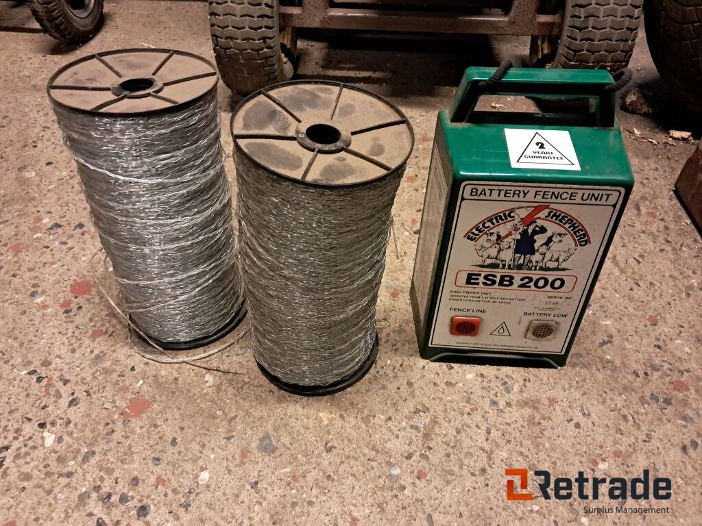 Hegnsapparat fra Electric Shepherd + 1000 m hegn ESB 200 - Landbruksteknikk: bilde 1 Hegnsapparat fra Electric Shepherd + 1000 m hegn ESB 200 - Landbruksteknikk: bilde 1