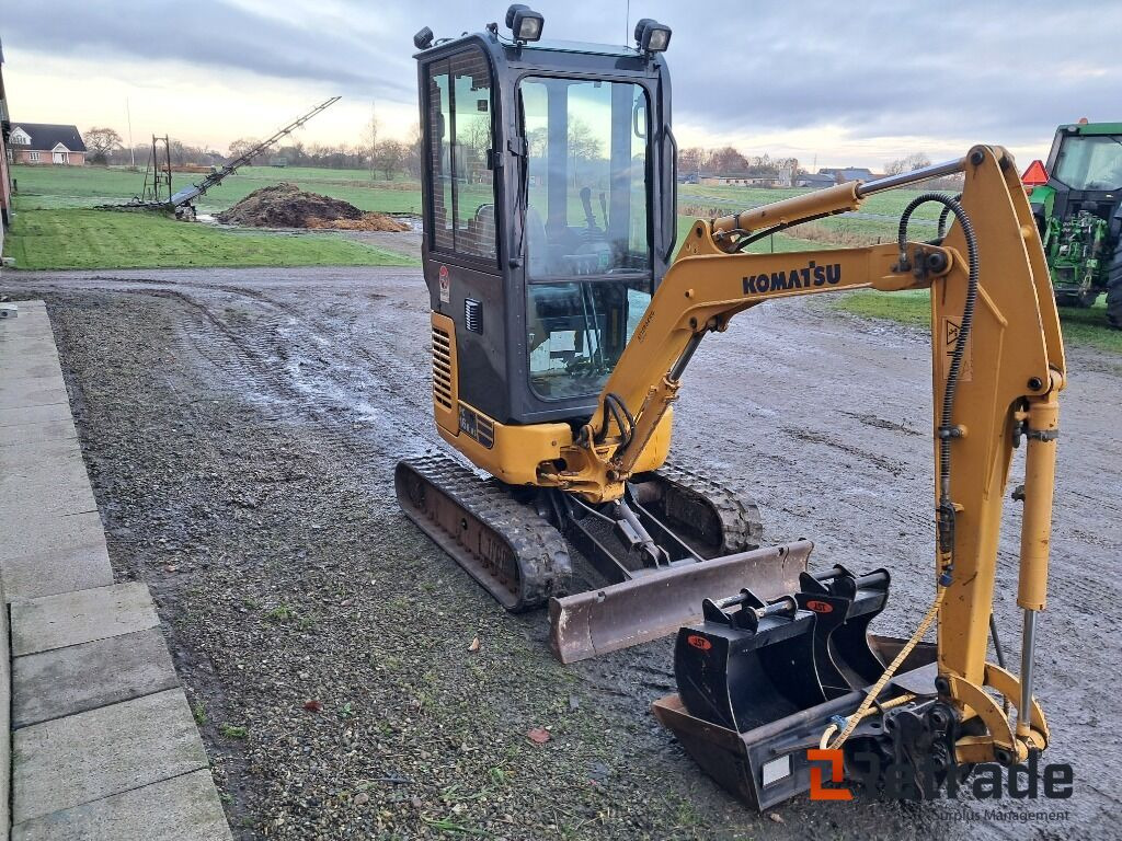 Minigraver Komatsu PC16R-3HS Lavt timetal! - Minigraver: bilde 3 Minigraver Komatsu PC16R-3HS Lavt timetal! - Minigraver: bilde 3