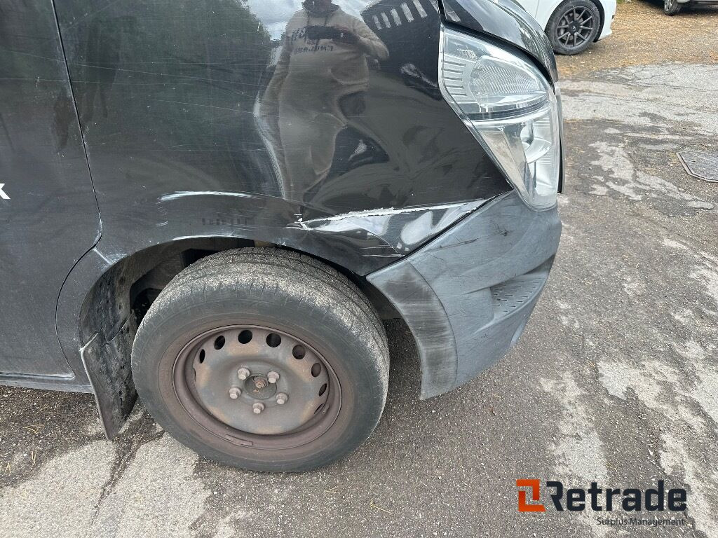 Nissan NV400 2.3 dCi 110 Kassevogn - Personenbil: bilde 4 Nissan NV400 2.3 dCi 110 Kassevogn - Personenbil: bilde 4