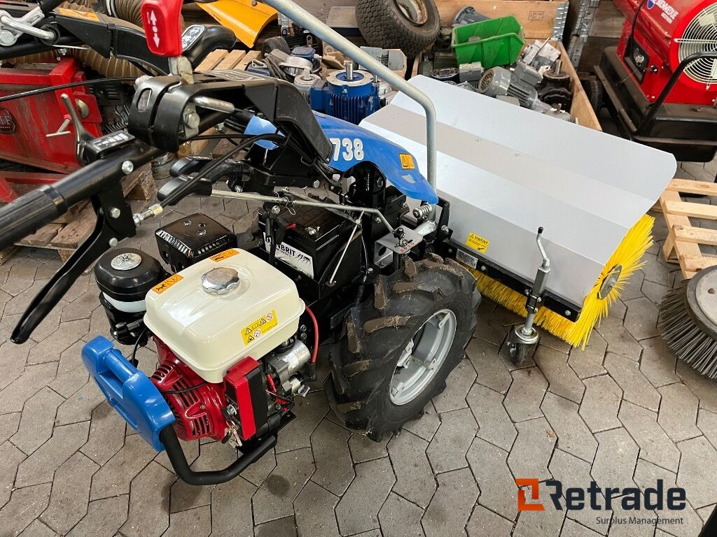 Redskabsbærer BCS 738 Power Safe Motoriseret frontkost - Hageutstyr: bilde 5 Redskabsbærer BCS 738 Power Safe Motoriseret frontkost - Hageutstyr: bilde 5